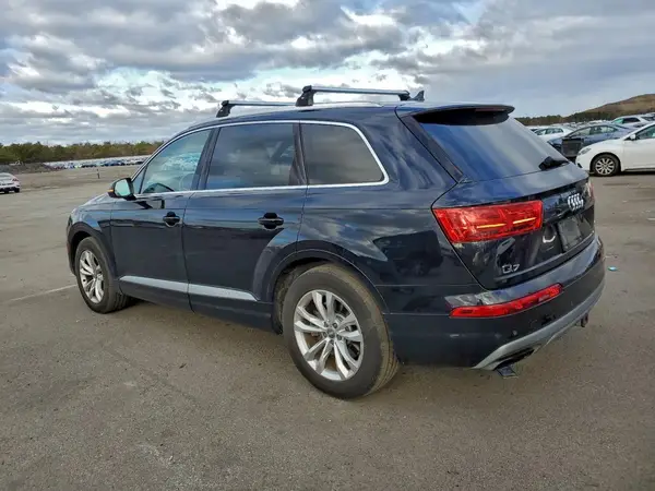 WA1LAAF76JD002828 2018 AUDI Q7 - Image 2