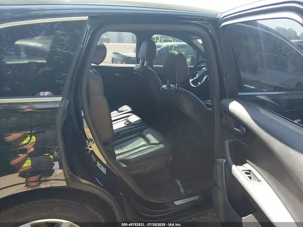 WA1LAAF76JD010122 2018 AUDI Q7 - Image 8
