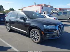 WA1LAAF76JD012260 2018 AUDI Q7