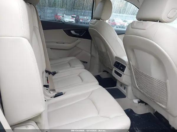 WA1LAAF76JD013893 2018 AUDI Q7 - Image 8