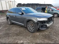 WA1LAAF76JD034274 2018 AUDI Q7