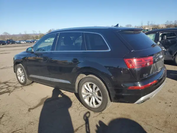 WA1LAAF76JD036252 2018 AUDI Q7 - Image 2