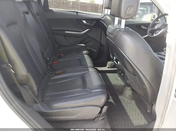 WA1LAAF76JD038308 2018 AUDI Q7 - Image 8