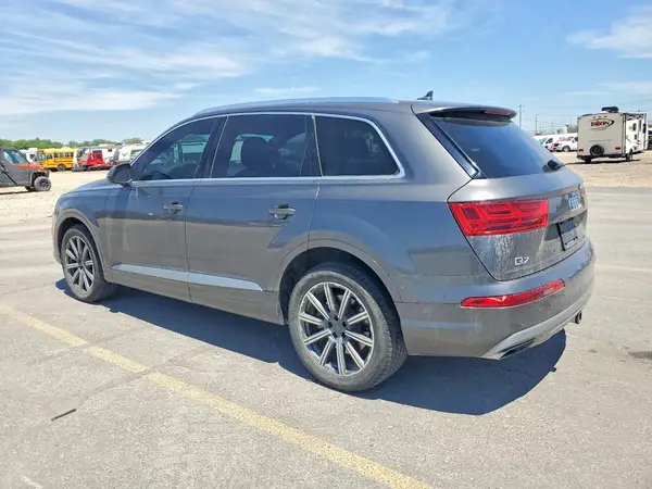 WA1LAAF76JD040561 2018 AUDI Q7 - Image 2