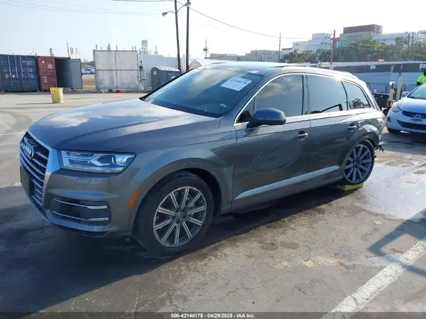 WA1LAAF76JD044416 2018 AUDI Q7 - Image 2