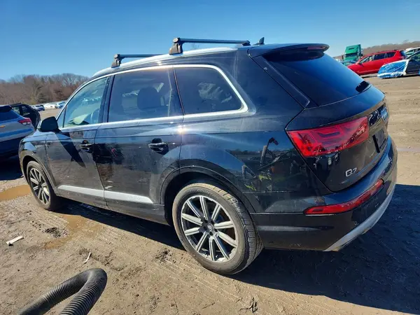WA1LAAF76JD047865 2018 AUDI Q7 - Image 2