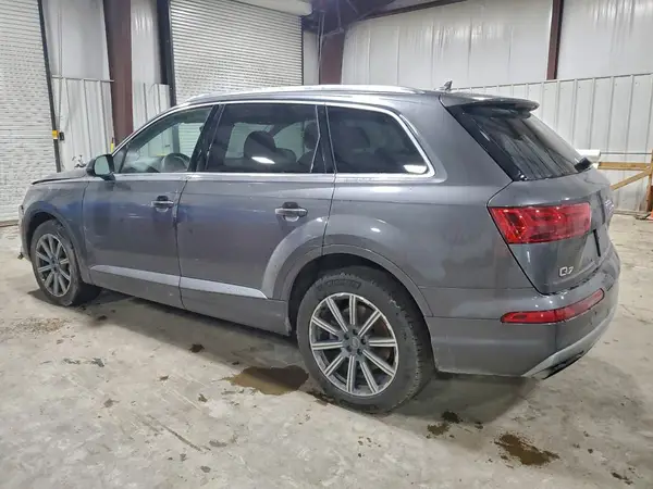 WA1LAAF76JD047929 2018 AUDI Q7 - Image 2