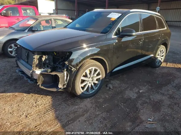 WA1LAAF76JD052452 2018 AUDI Q7 - Image 2