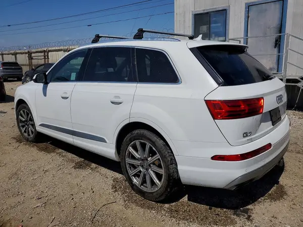 WA1LAAF76JD052693 2018 AUDI Q7 - Image 2