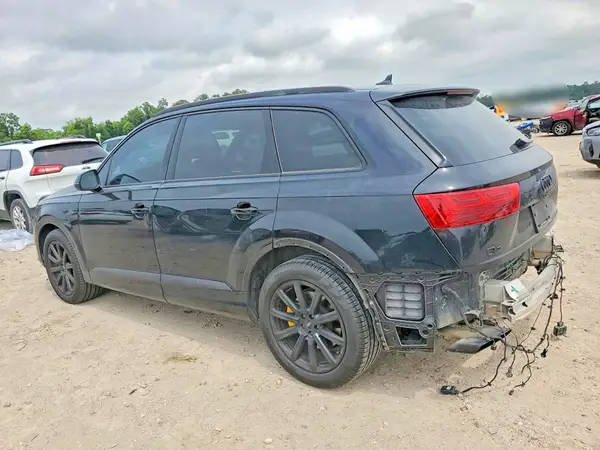 WA1LAAF76JD054511 2018 AUDI Q7 - Image 2