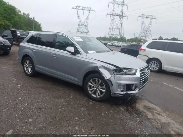 WA1LAAF76KD011711 2019 AUDI Q7 - Image 1