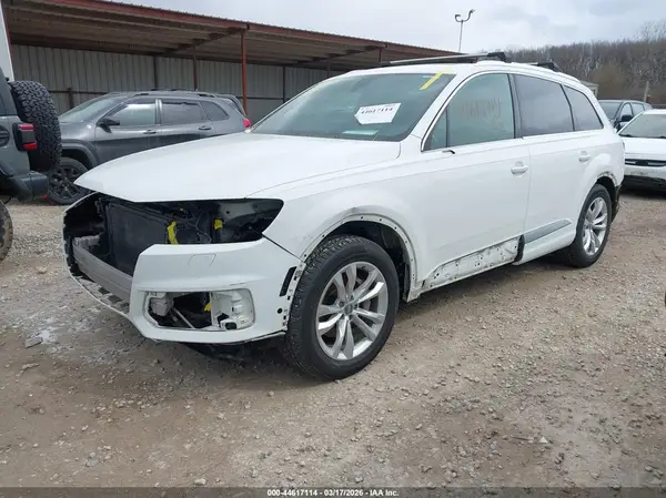 WA1LAAF76KD012177 2019 AUDI Q7 - Image 2