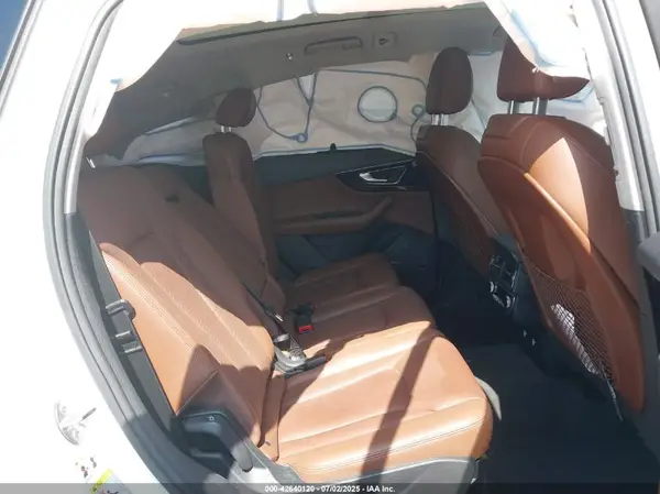 WA1LAAF76KD012762 2019 AUDI Q7 - Image 8
