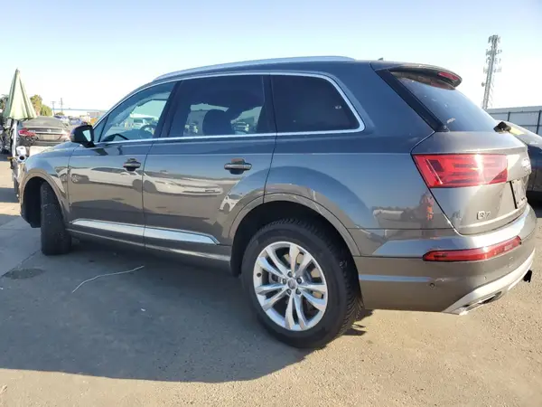 WA1LAAF76KD026189 2019 AUDI Q7 - Image 2
