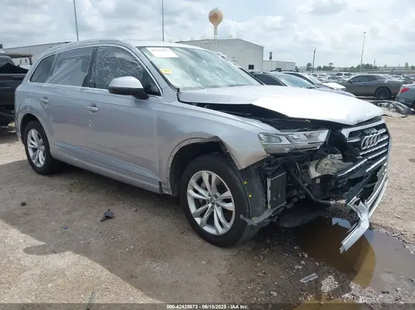 WA1LAAF76KD042912 2019 AUDI Q7 - Image 1