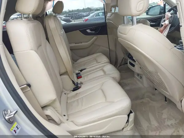 WA1LAAF76KD042912 2019 AUDI Q7 - Image 8