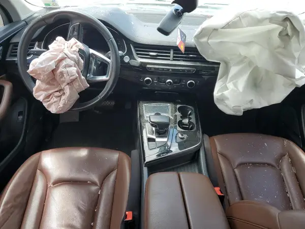 WA1LAAF76KD043090 2019 AUDI Q7 - Image 8