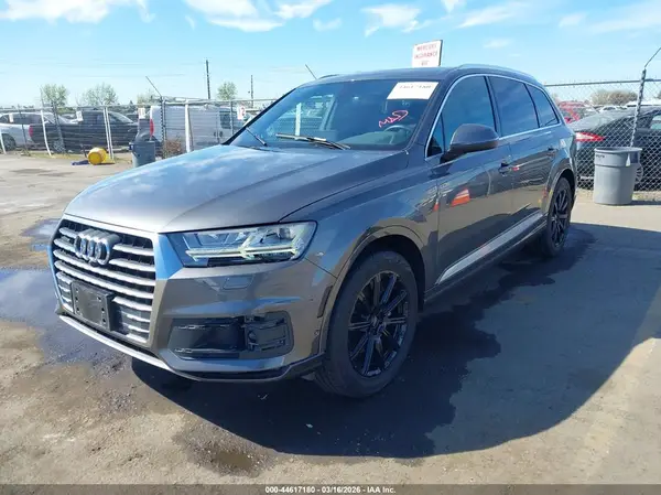 WA1LAAF76KD046734 2019 AUDI Q7 - Image 2