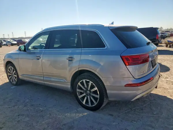 WA1LAAF77HD004565 2017 AUDI Q7 - Image 2