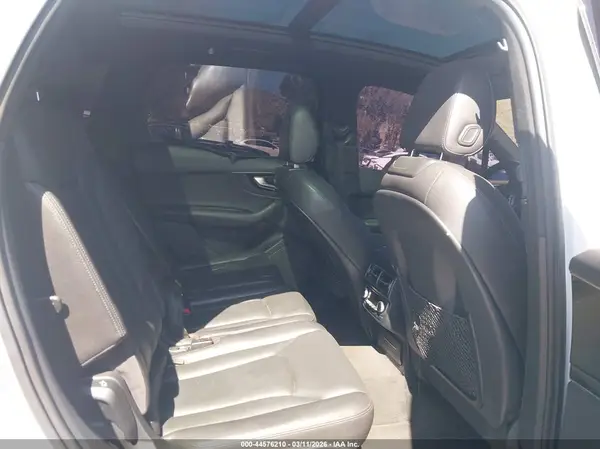 WA1LAAF77HD006610 2017 AUDI Q7 - Image 8