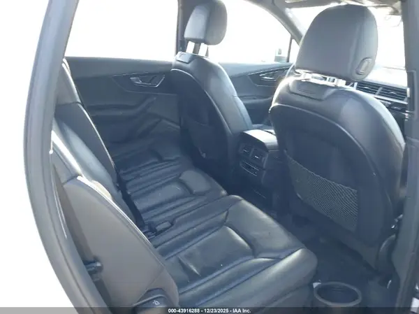 WA1LAAF77HD016599 2017 AUDI Q7 - Image 8