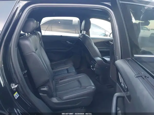 WA1LAAF77HD017347 2017 AUDI Q7 - Image 8