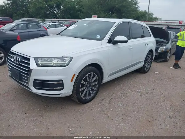 WA1LAAF77HD020457 2017 AUDI Q7 - Image 2