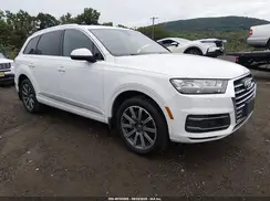 WA1LAAF77HD021110 2017 AUDI Q7