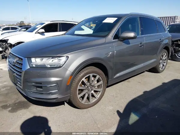 WA1LAAF77HD021740 2017 AUDI Q7 - Image 2