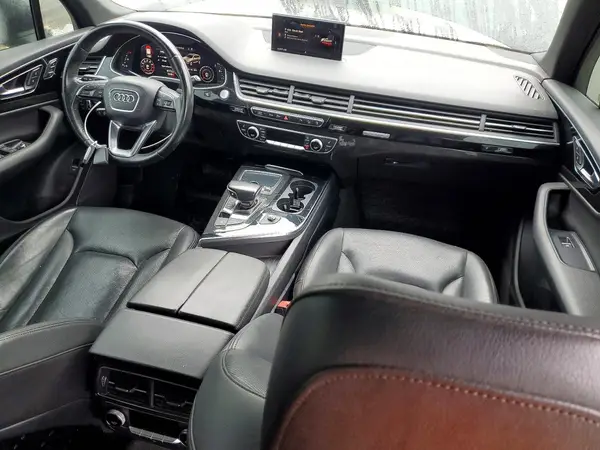 WA1LAAF77HD024458 2017 AUDI Q7 - Image 8