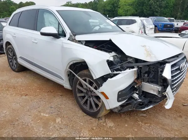 WA1LAAF77HD024671 2017 AUDI Q7 - Image 1