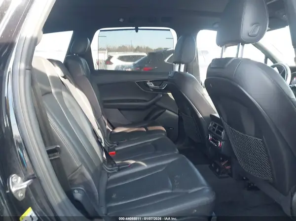 WA1LAAF77HD026176 2017 AUDI Q7 - Image 8
