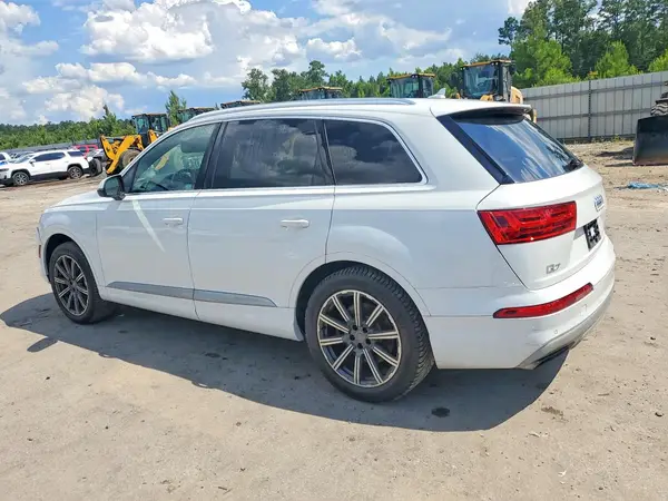 WA1LAAF77HD026307 2017 AUDI Q7 - Image 2