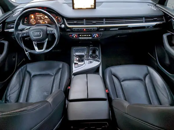 WA1LAAF77HD027523 2017 AUDI Q7 - Image 8
