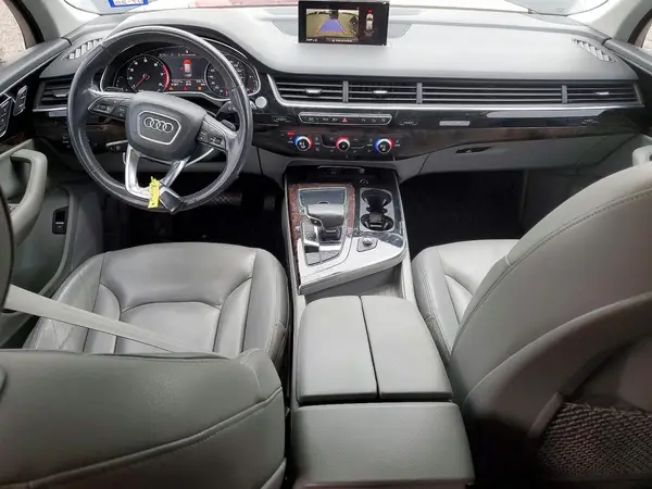 WA1LAAF77HD043043 2017 AUDI Q7 - Image 8