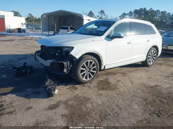 WA1LAAF77HD043723 2017 AUDI Q7 - Image 2