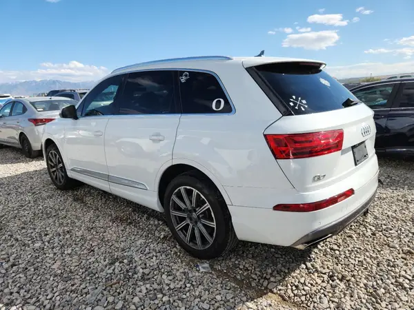 WA1LAAF77HD047710 2017 AUDI Q7 - Image 2