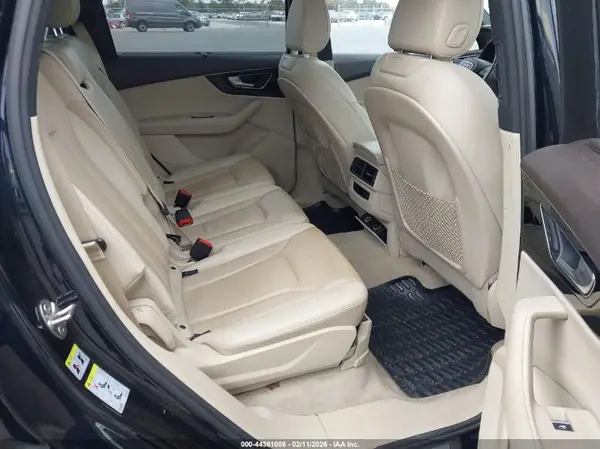 WA1LAAF77HD053166 2017 AUDI Q7 - Image 8
