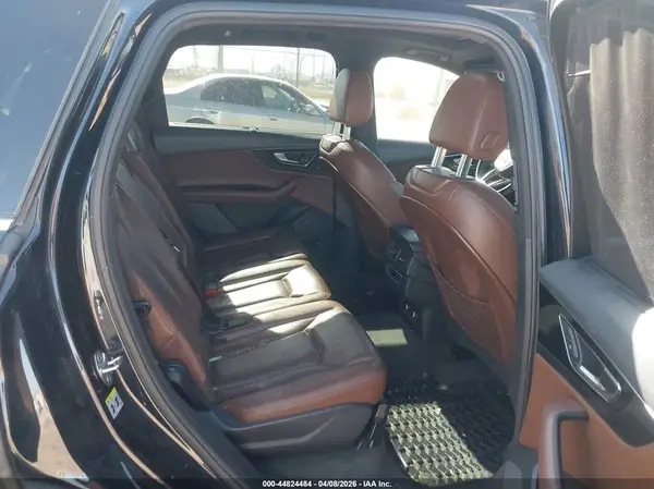 WA1LAAF77JD001963 2018 AUDI Q7 - Image 8