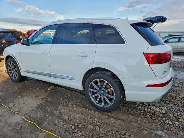 WA1LAAF77JD010758 2018 AUDI Q7 - Image 2