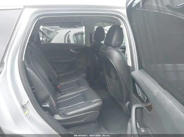 WA1LAAF77JD015877 2018 AUDI Q7 - Image 8