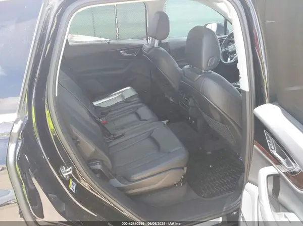 WA1LAAF77JD020903 2018 AUDI Q7 - Image 8