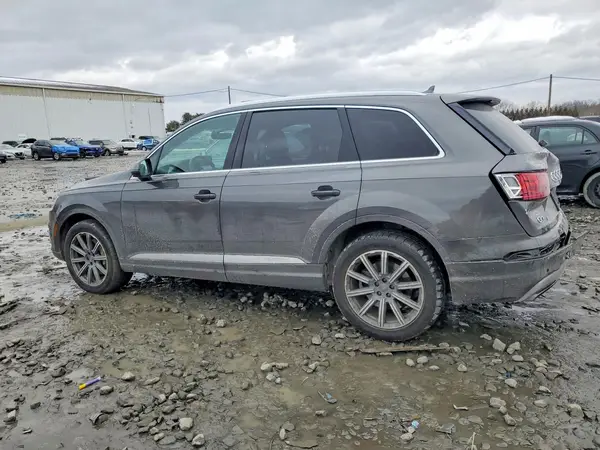 WA1LAAF77JD037247 2018 AUDI Q7 - Image 2