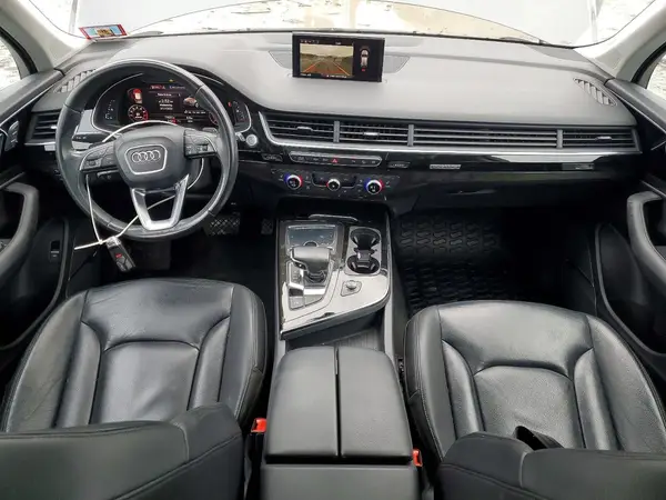 WA1LAAF77JD037247 2018 AUDI Q7 - Image 8