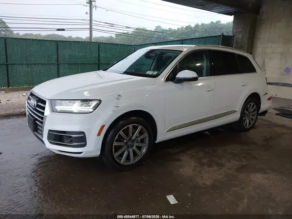 WA1LAAF77JD037877 2018 AUDI Q7 - Image 2