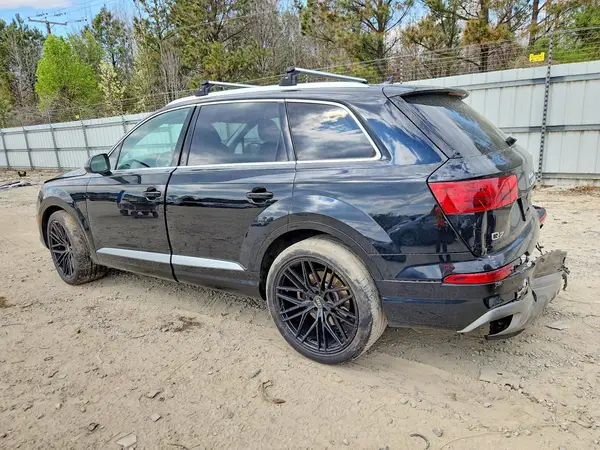 WA1LAAF77JD038303 2018 AUDI Q7 - Image 2