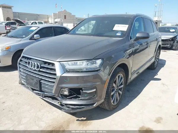 WA1LAAF77JD044957 2018 AUDI Q7 - Image 2