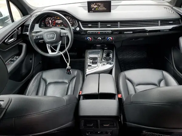 WA1LAAF77KD004444 2019 AUDI Q7 - Image 8