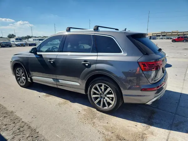 WA1LAAF77KD004685 2019 AUDI Q7 - Image 2