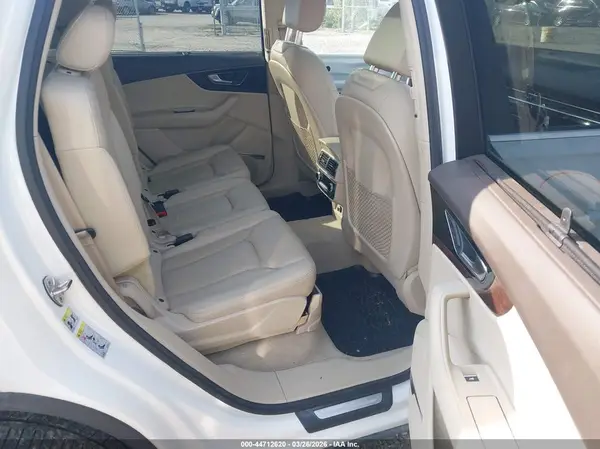 WA1LAAF77KD012804 2019 AUDI Q7 - Image 8